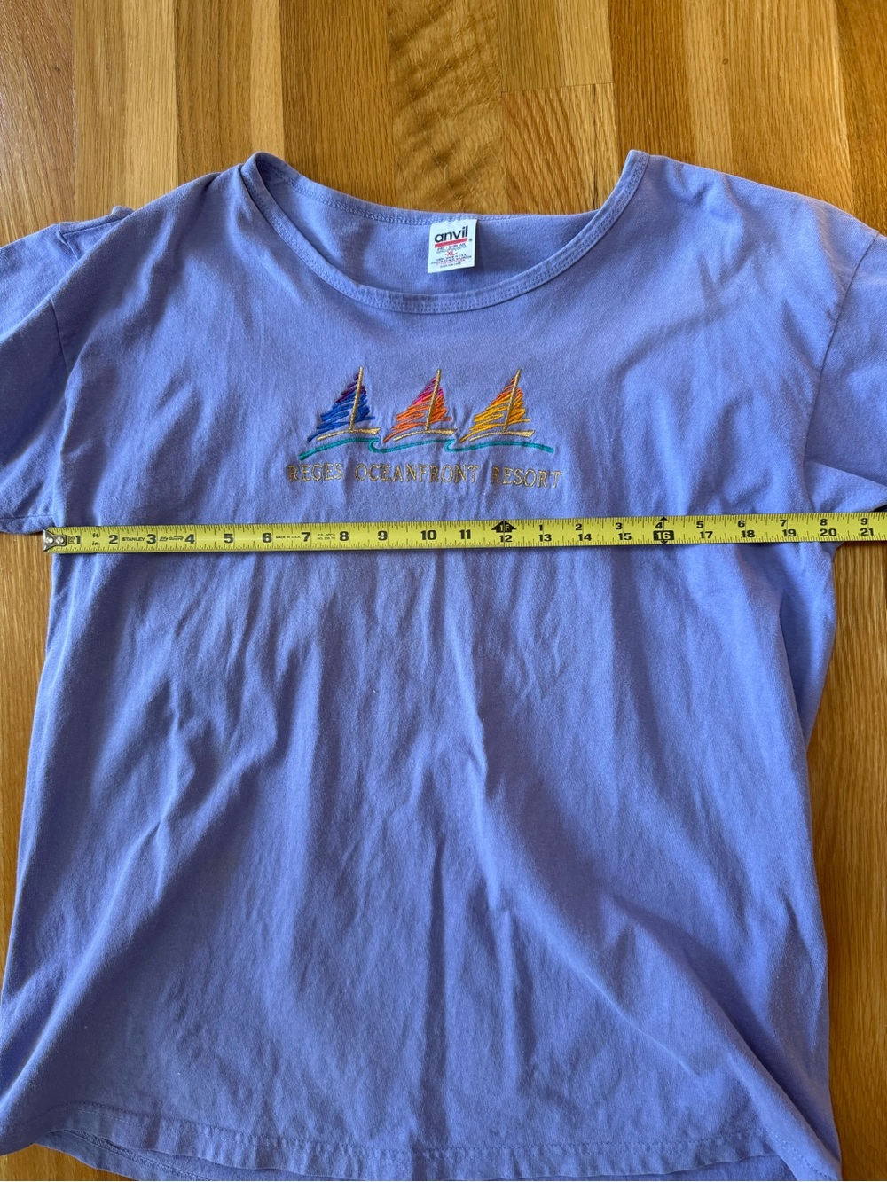 Anvil | Purple Rege's Oceanfront Resort Tee | Size XL - Picture 7 of 7